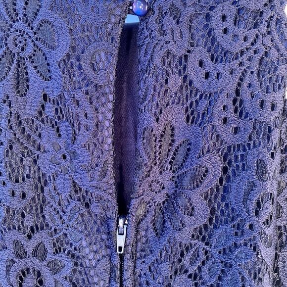 NAVY BLUE STRETCH LACE SPAGHETTI STRAP DRESS SIZE 1 - Picture 5 of 5